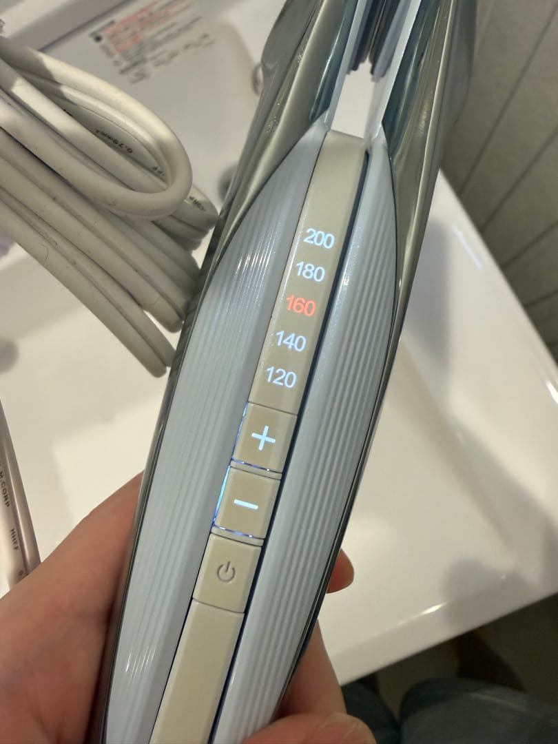 リファ　パワーストレートアイロン　ホワイト